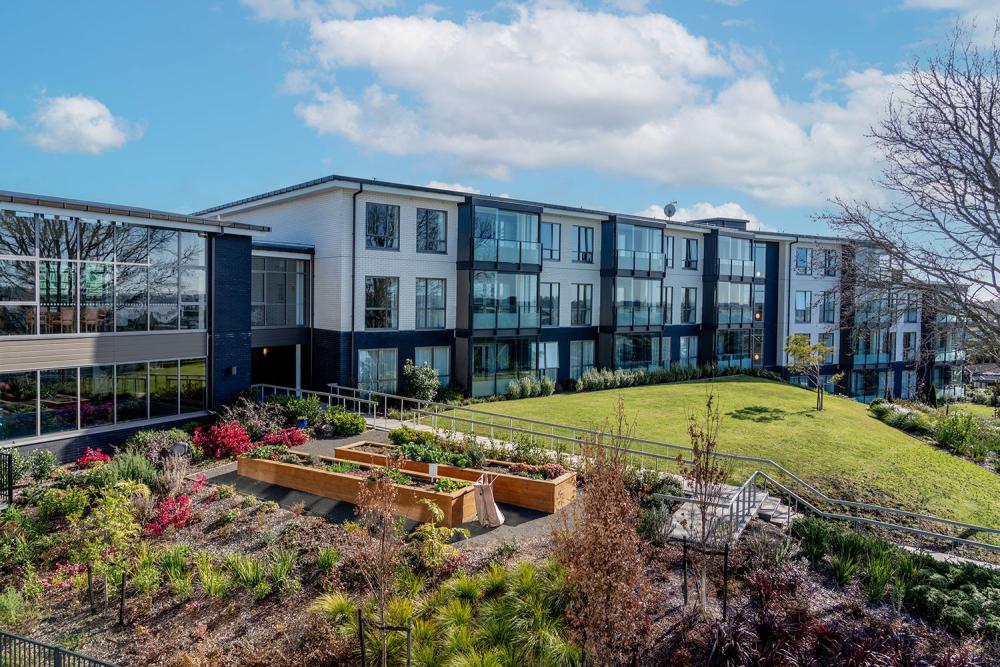 Oceania Bayview Lifestyle resized